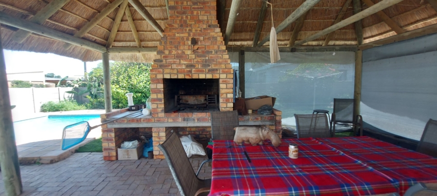 5 Bedroom Property for Sale in Gouritsmond Western Cape